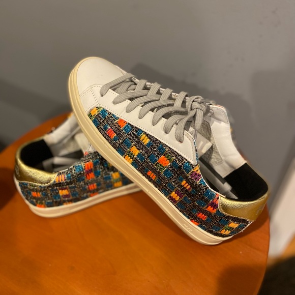 8.5 - Picture 2 of 5